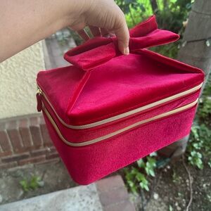 Elegant Red Velvet Women's Case